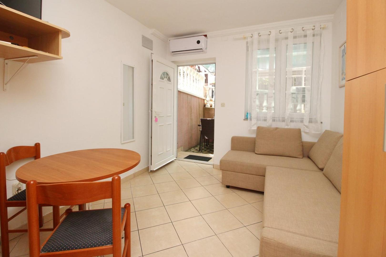 Apartments Lovincic Baska  Luaran gambar